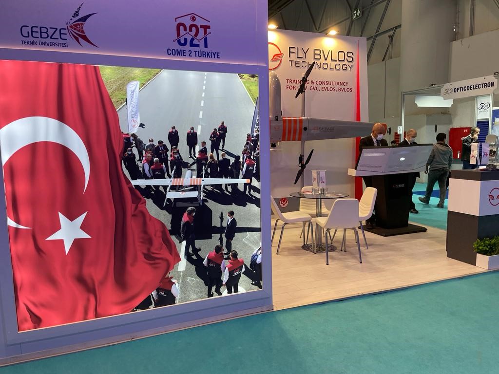 İHA Eğitimcisi Fly BVLOS Technology, Saha Expo Fuarı’nda Ziyaretçilerini Ağırlıyor, 0 554 1730000 I info@aeroportist.com / Güncel Havacılık Haberleri iha