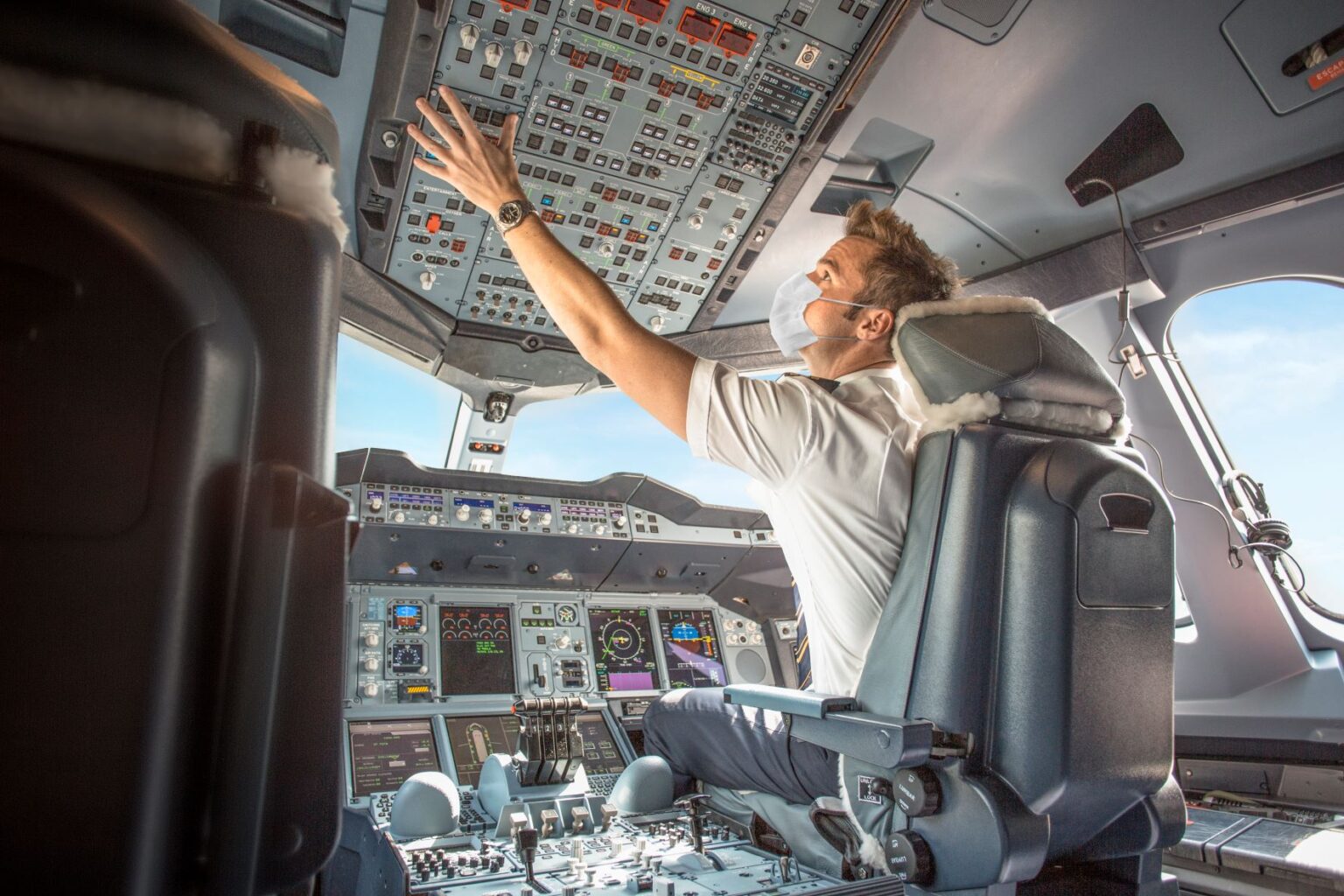 yardımcı pilot, türk hava yolları