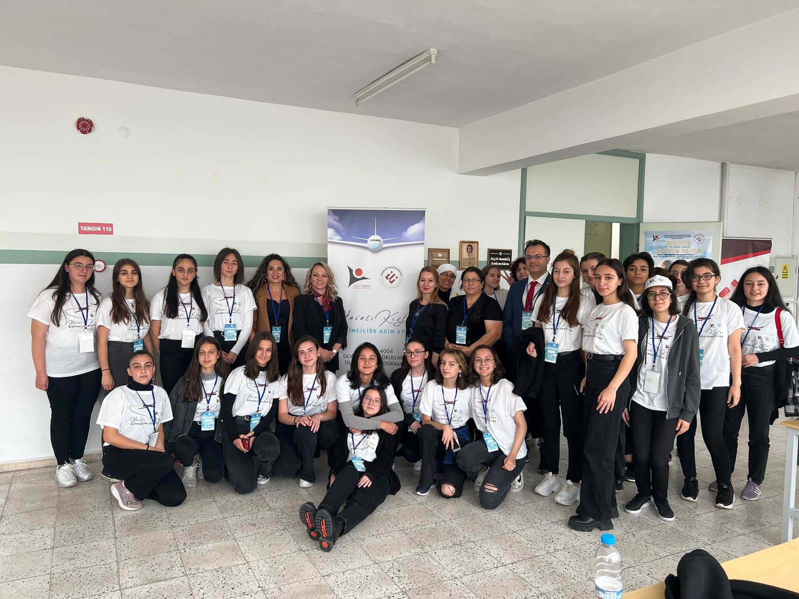 HAVACI KIZLAR GİRİŞİMCİLİĞE ADIM ATIYOR