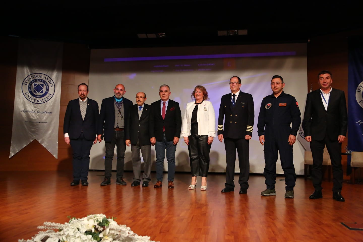 İstanbul Aydın Üniversitesi Sivil Havacılık Konferansı 29 Nisan 2024