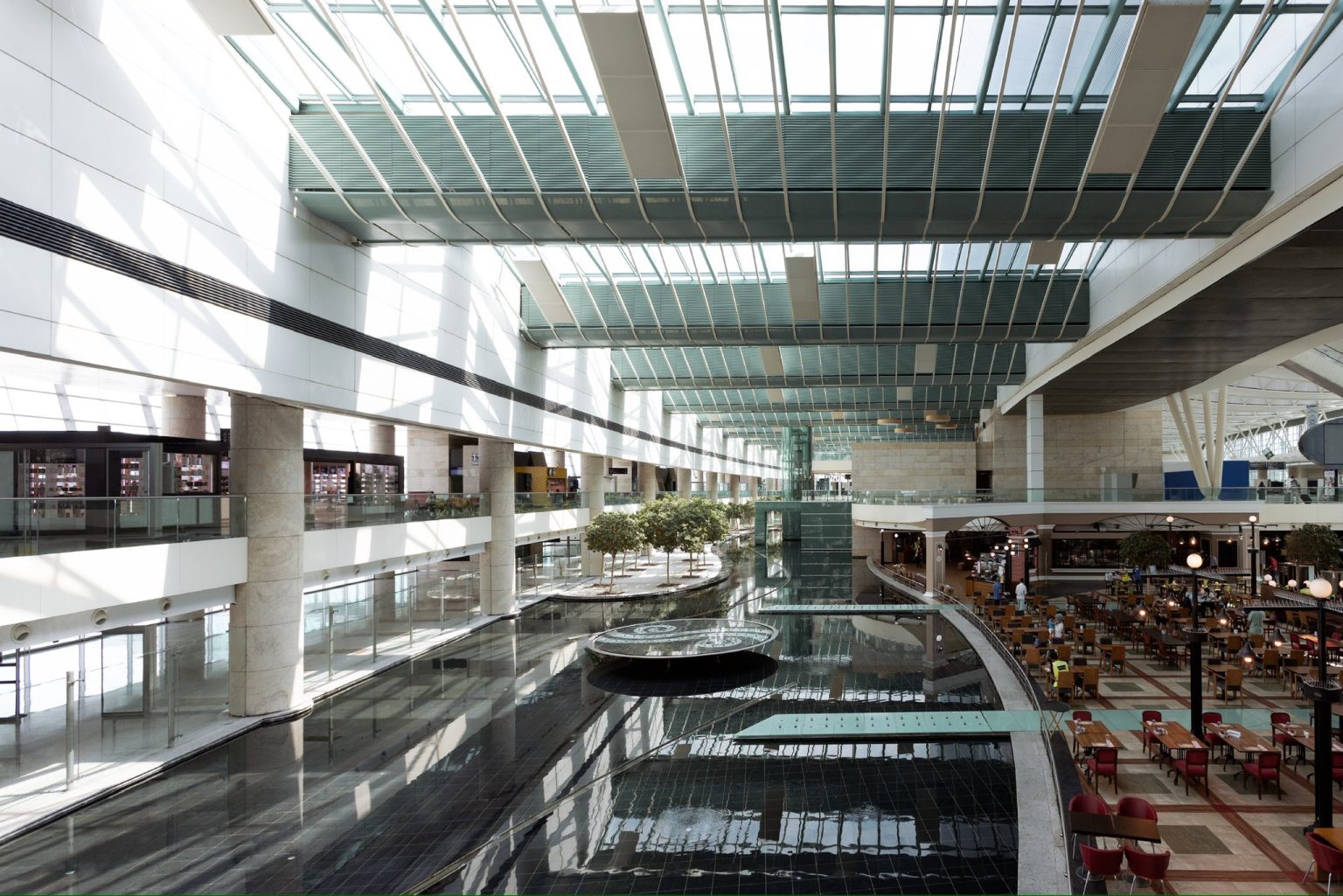 Ankara Esenboğa Havalimanı Türkiye'nin İlk Karbon-Nötr Havalimanı Olarak Öne Çıkıyor 14 Ocak 2026