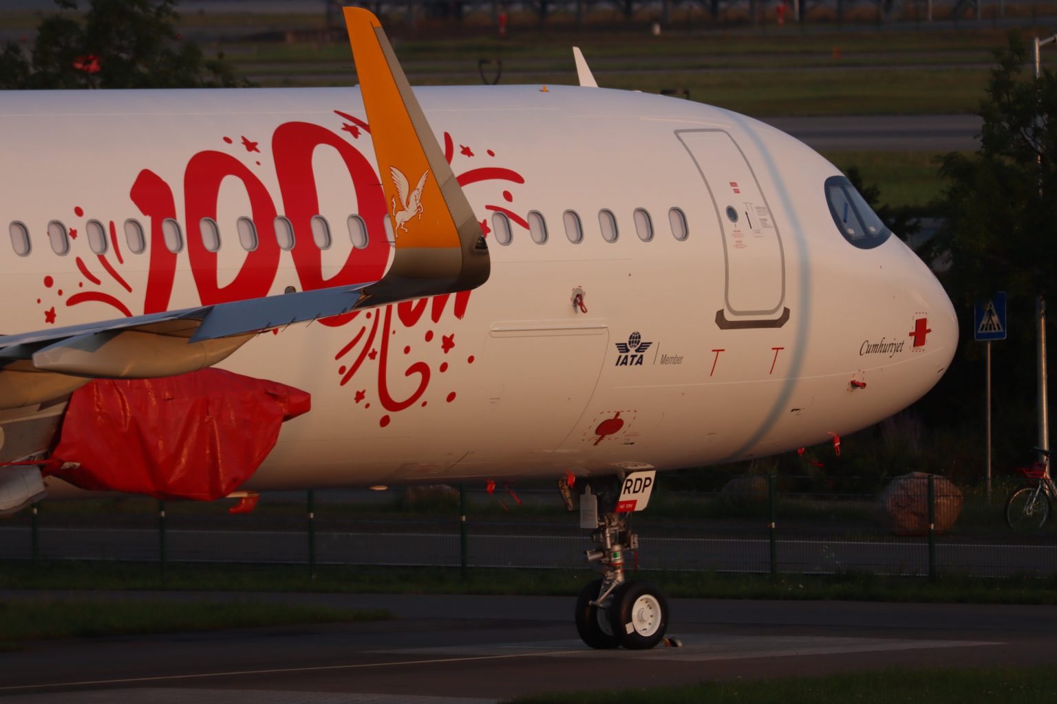 Pegasus'tan, Türkiye Cumhuriyeti'nin 100. Yıl Selamı: 100. Airbus A321neo İle Özel Bir An 15 Ekim 2025