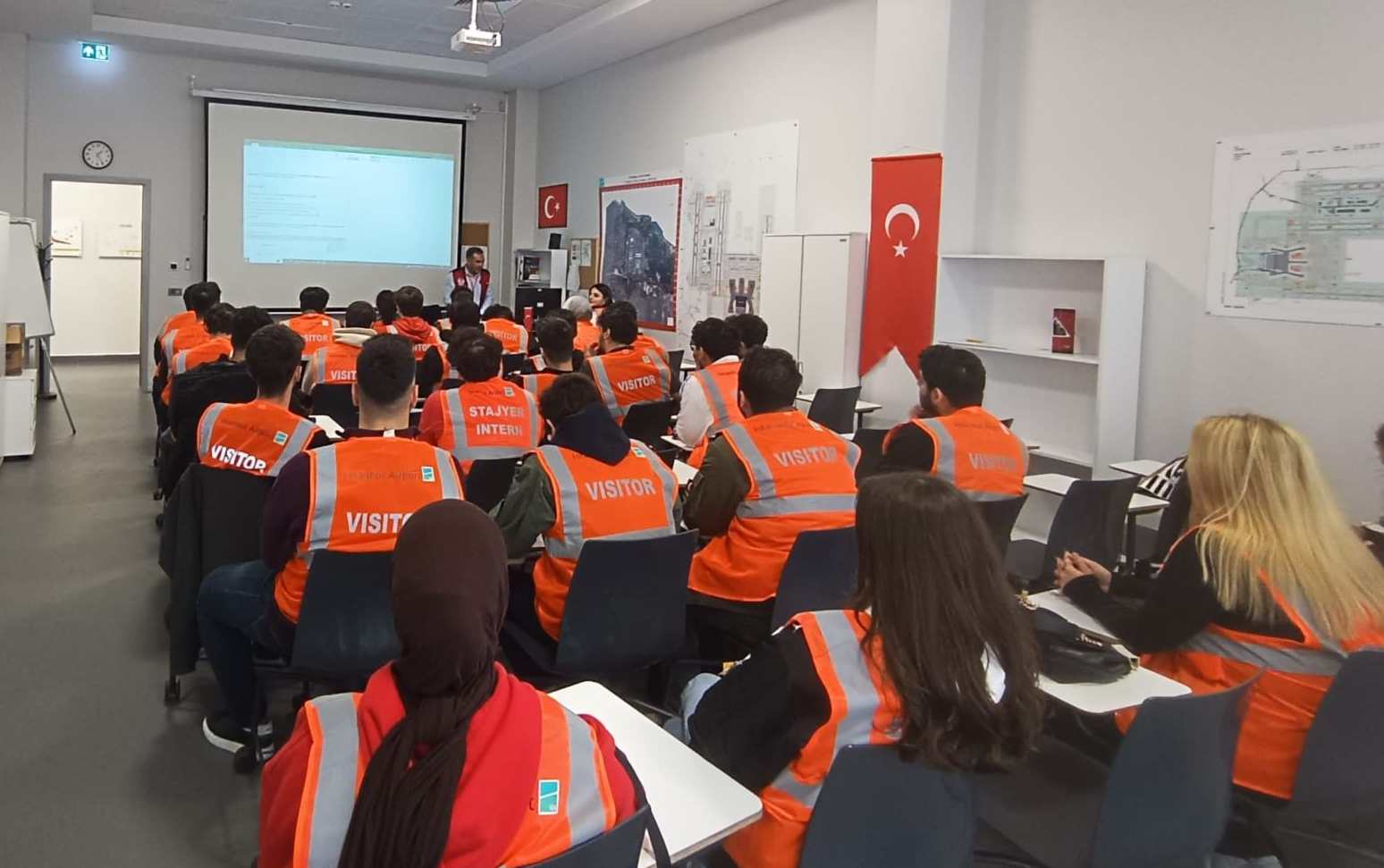"İGA ile Havalimanı İşletmeciliği" seçmeli dersi Bahçeşehir Üniversitesi'nde başladı! 9 Mayıs 2024