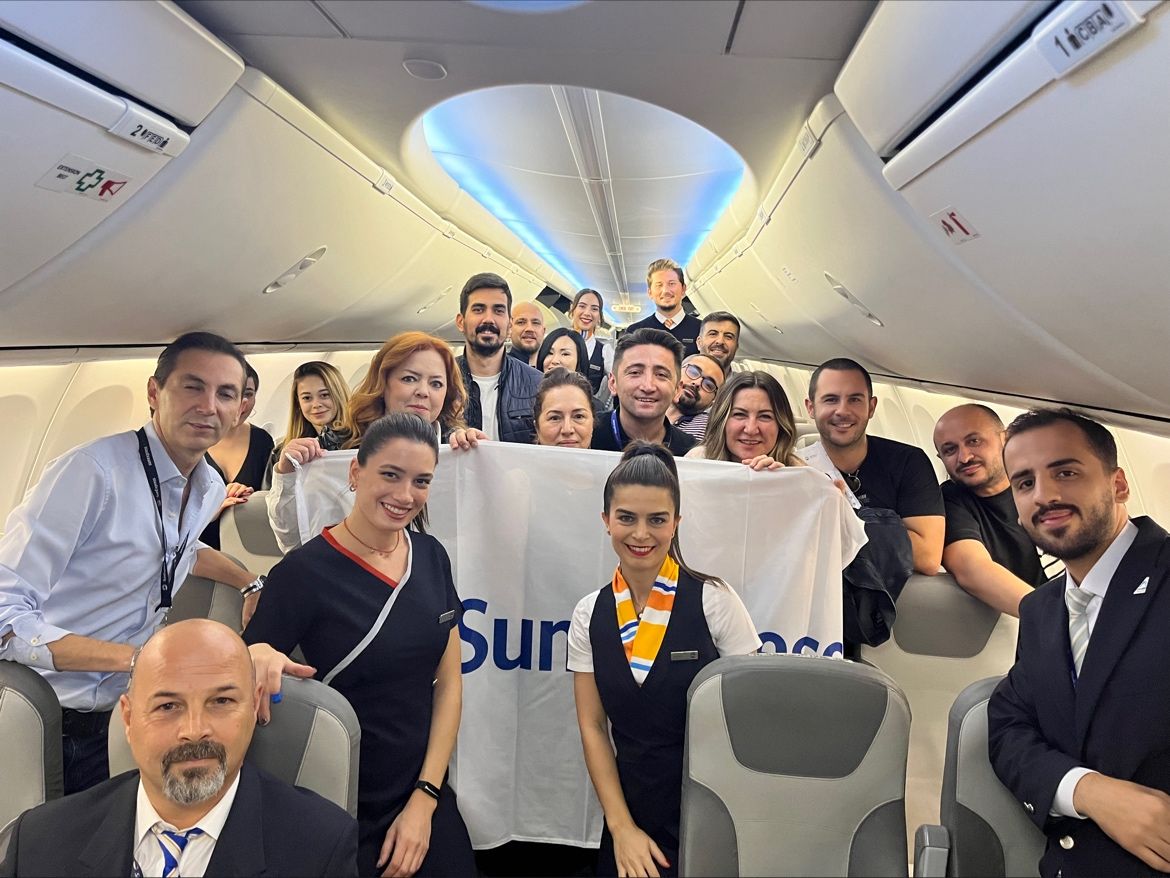 İlk İzmir-Abu Dhabi Uçuşu Başarıyla Tamamlandı! 17 Mayıs 2026