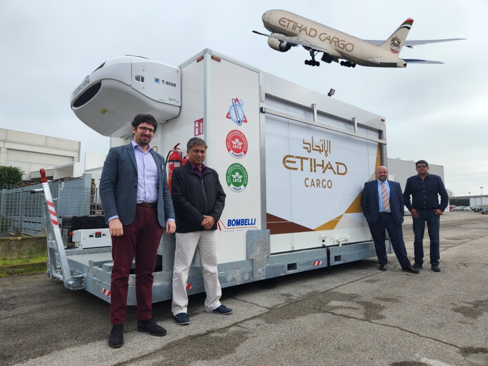 Etihad Cargo, soğuk zincir becerilerini geliştirmek için soğuk dolly'leri tanıttı 21 Mayıs 2024