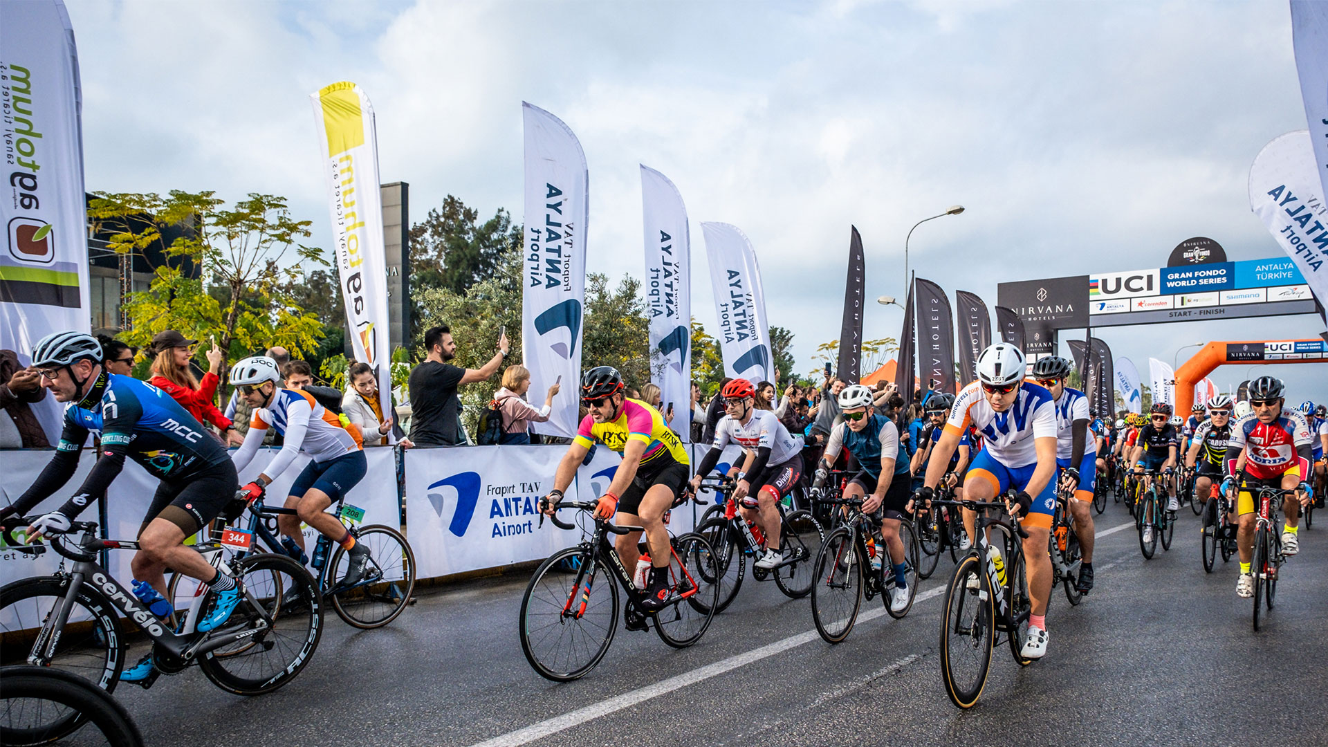 Fraport TAV Antalya Havalimanı, UCI Nirvana Gran Fondo'ya Altın Sponsor Olarak Destek Veriyor 1 Fraport TAV Antalya Havalimanı, UCI Nirvana Gran Fondo'ya Altın Sponsor Olarak Destek Veriyor 1 Mayıs 2025