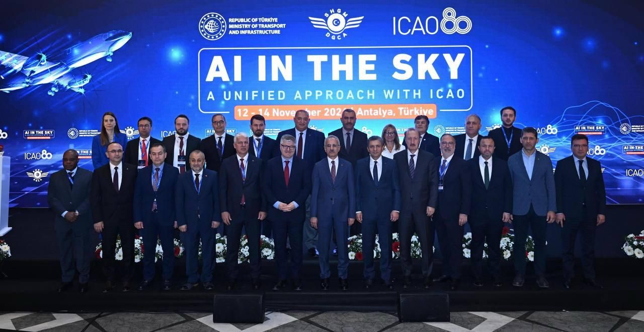 Yapay Zeka'nın Havacılık Sektöründeki Rolü 1 Yapay Zeka'nın Havacılık Sektöründeki Rolü 2 Eylül 2025