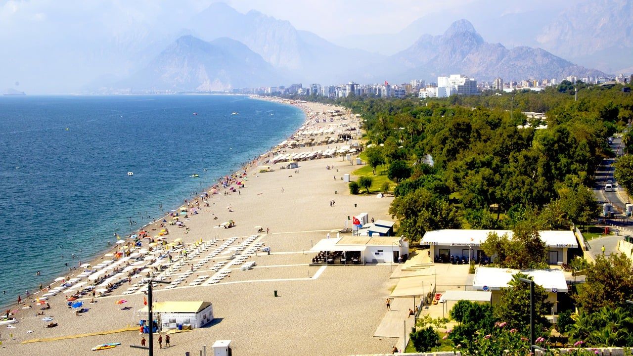 Palanga Havalimanı’ndan Antalya’ya Yeni Charter Uçuşları Başlıyor! 21 Ağustos 2025