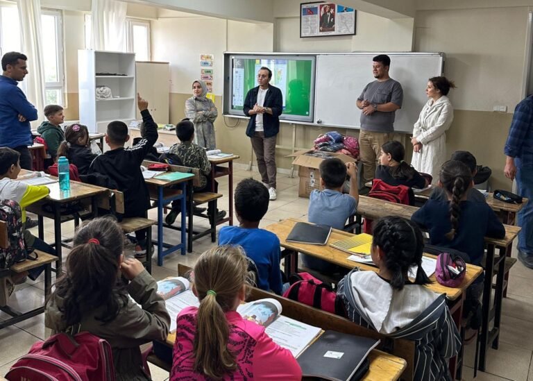 TATCA, Depremzede Çocukları Sıcak Tuttu!