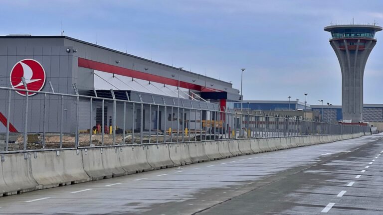 Çukurova Havalimanı Kargo Terminali, Yakında Hizmete Giriyor!