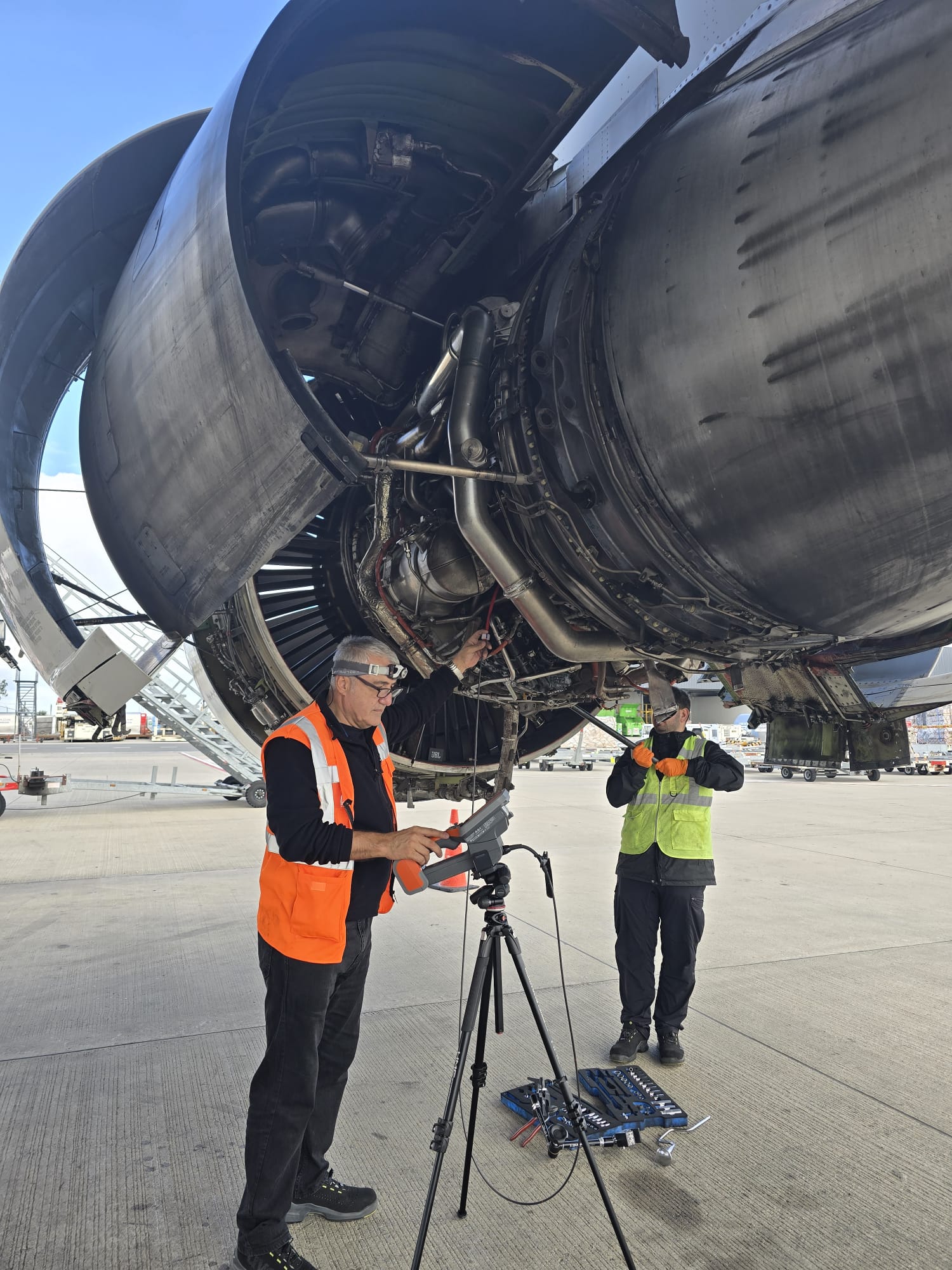 HMC HAVACILIK, TÜRKİYE’DE 13 FARKLI UÇAK MOTORUNA BORESCOPE YETKİSİ ALDI 16 Eylül 2025