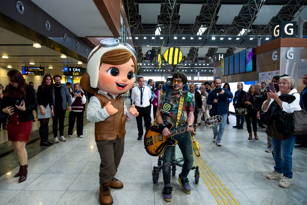 Havalimanlarında kullanılan ilk üretken yapay zeka tabanlı dijital asistan SAVVy 1. yaşını kutladı 4 Havalimanlarinda