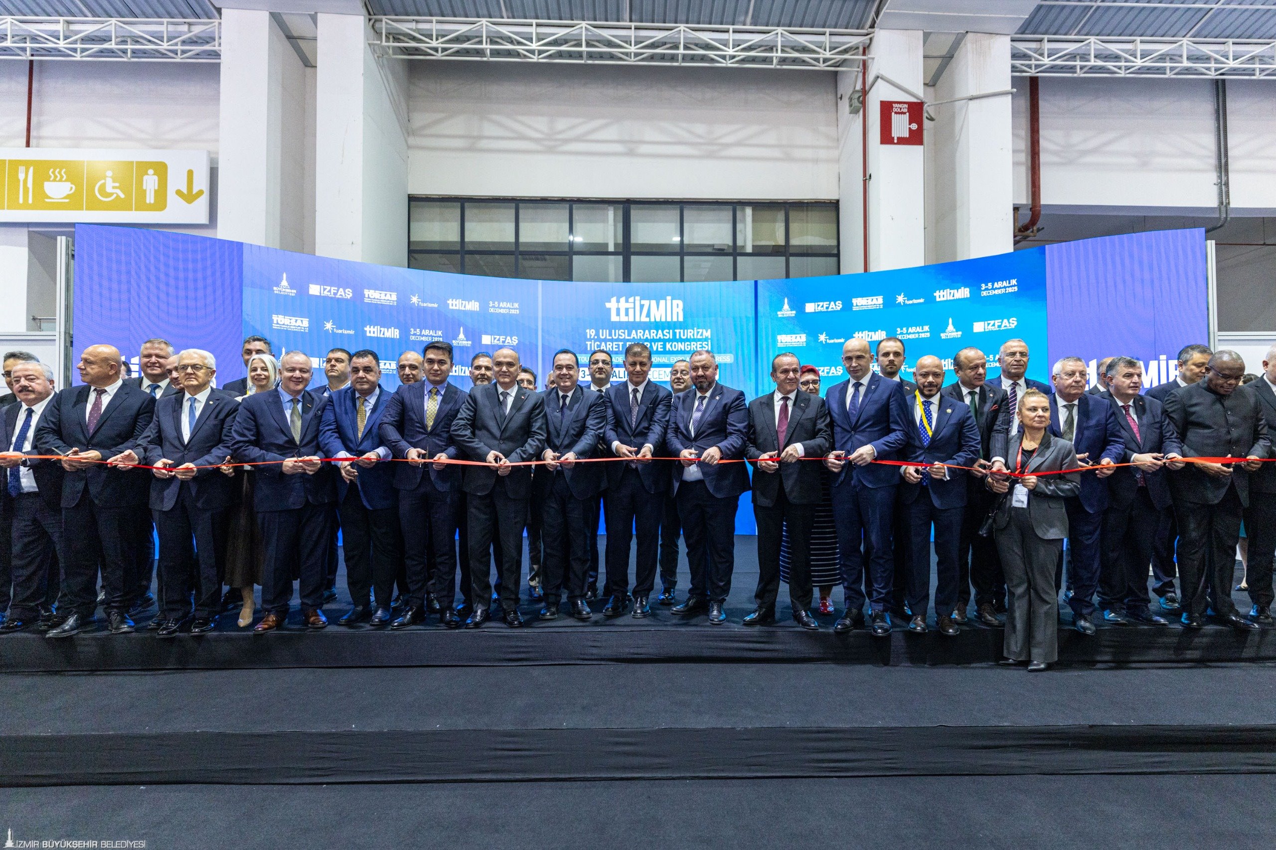 Dünya turizm profesyonelleri İzmir’de buluştu 1 dünya