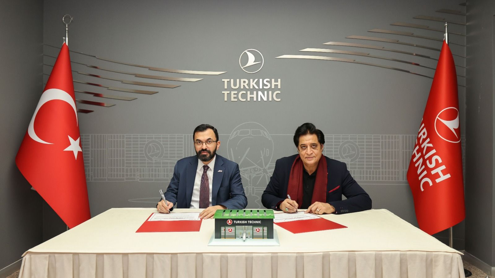 Türk Hava Yolları Teknik A.Ş., AirSial Filosunun Tamamına Komponent Pool Hizmeti Verecek Türk Hava Yolları Teknik A.Ş., AirSial Filosunun Tamamına Komponent Pool Hizmeti Verecek