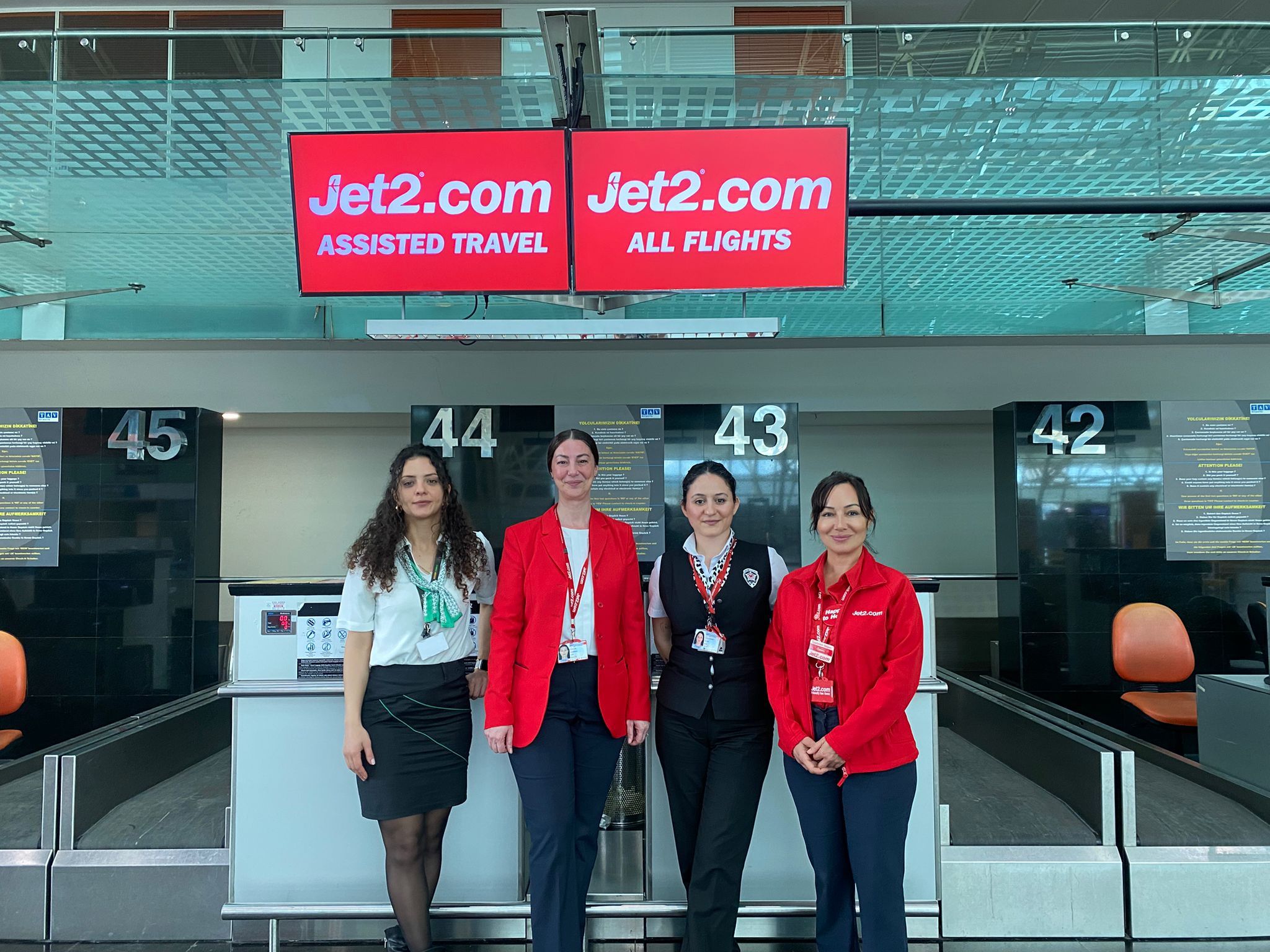 jet2com